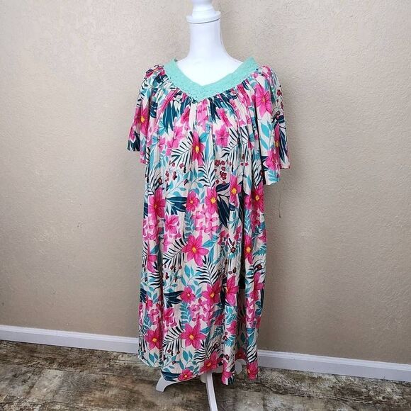 CW Classics Pink and Sea Green Crochet House Dress Large (4706) - Picture 1 of 6